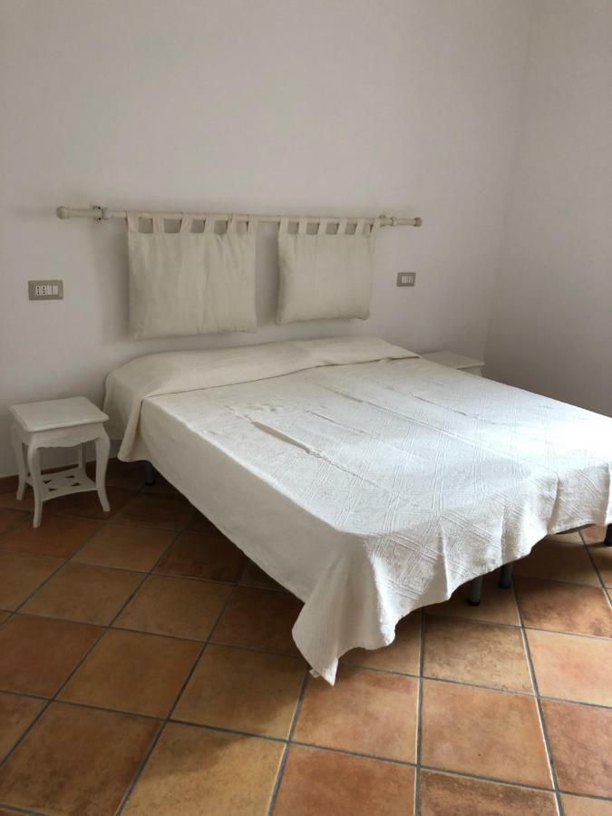 Apartamento Casa Della Nonna San Giovanni Suèrgiu Exterior foto